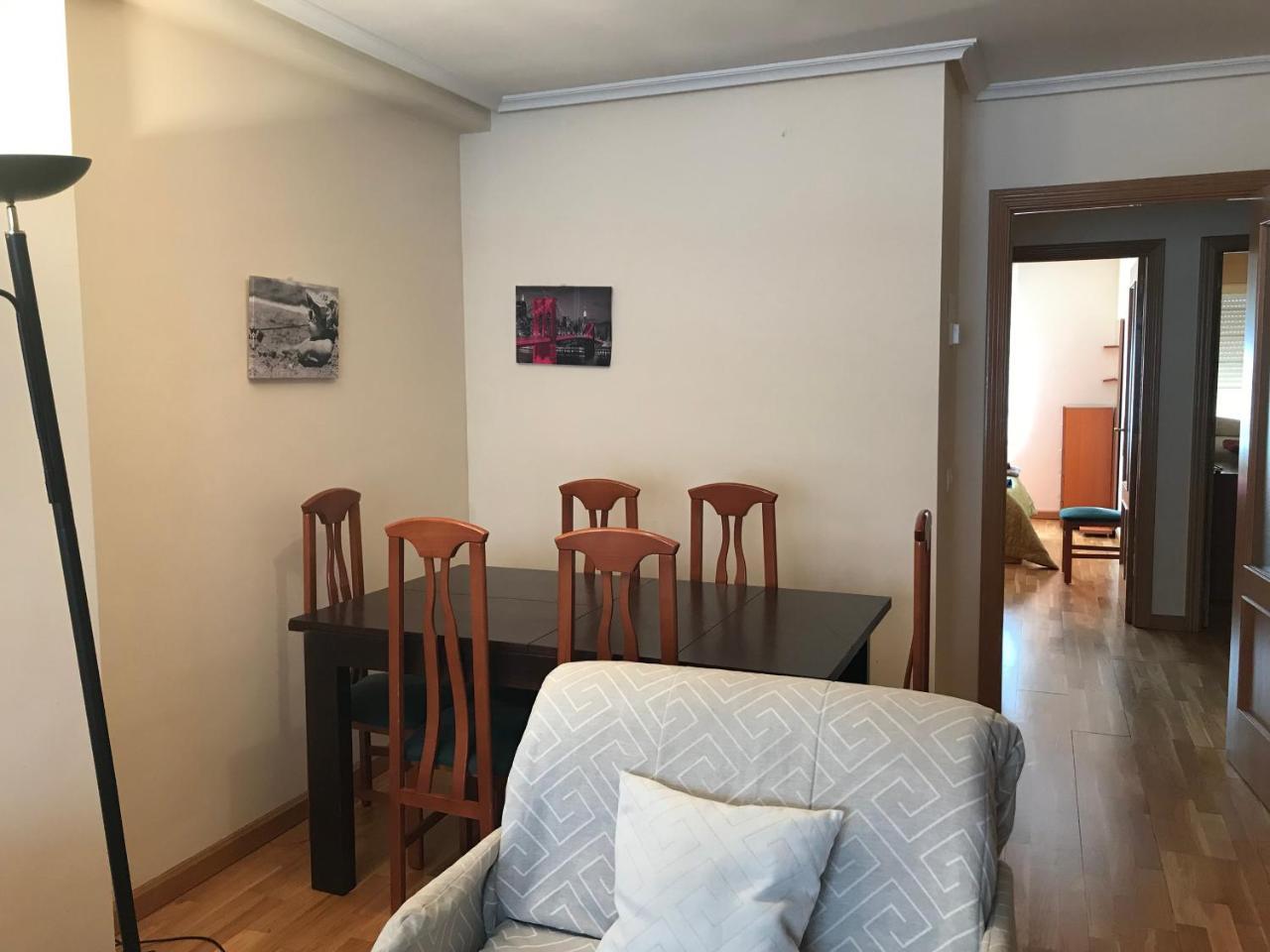 Apartamento La Cenicienta Apartment Leon Ngoại thất bức ảnh