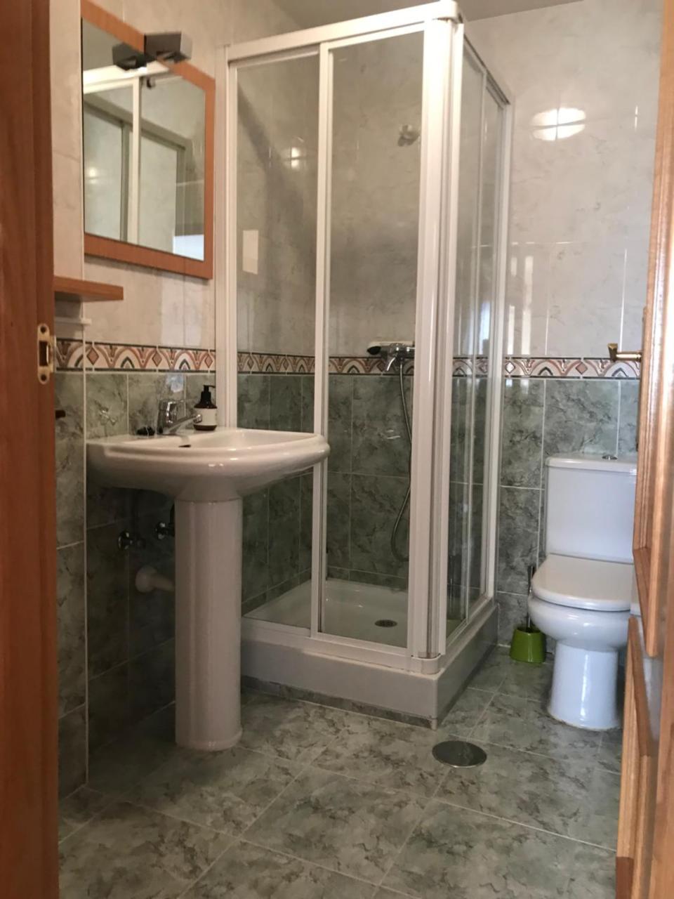 Apartamento La Cenicienta Apartment Leon Ngoại thất bức ảnh